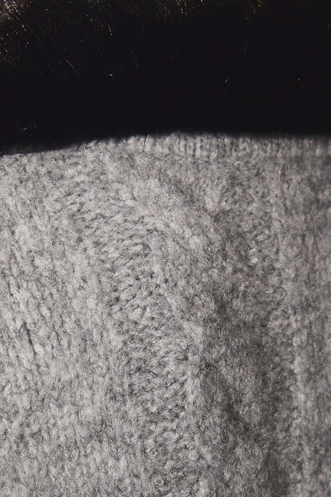 Cable Knit Fur Collar Cardigan