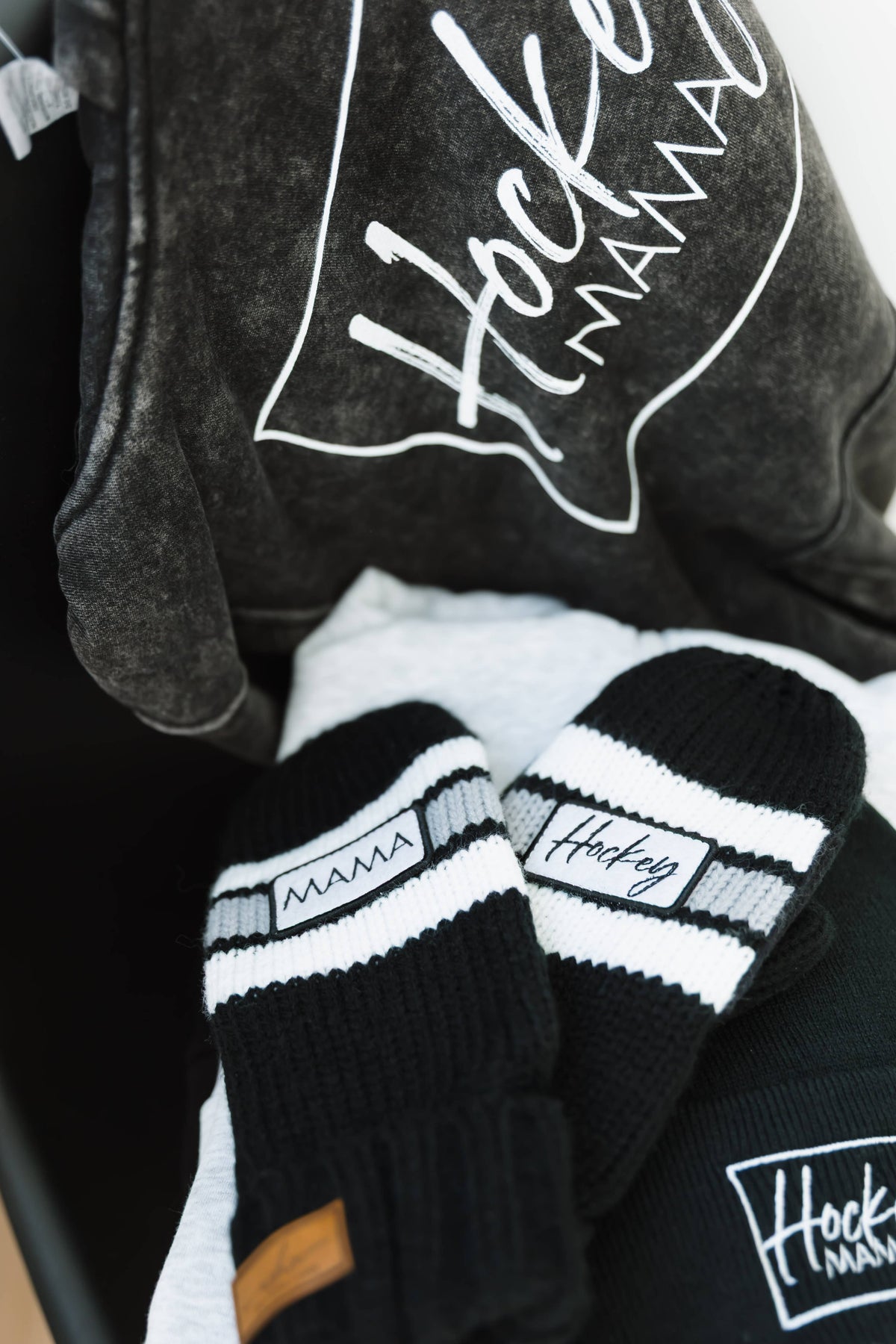 Hockey Mama Mittens
