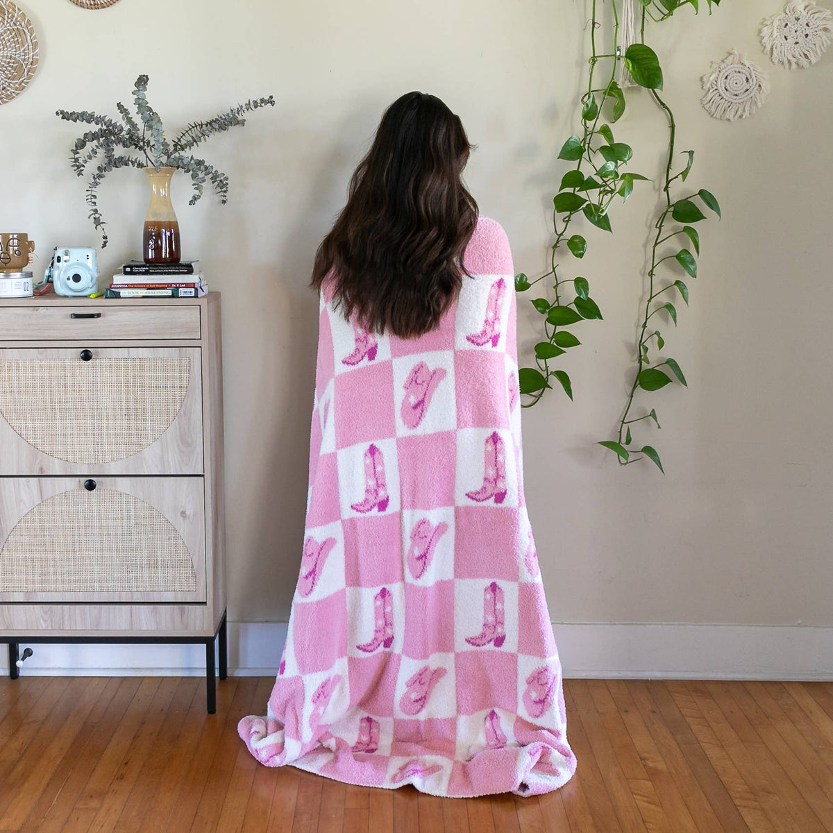 Throw Blanket - Checkered w/ Western Cowgirl - Pink & White