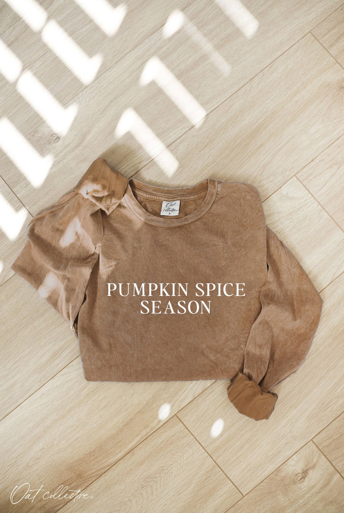 PUMPKIN SPICE SEASON  Mineral Washed Long Sleeve Graphic