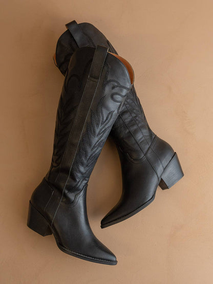 The Samara Black Boot