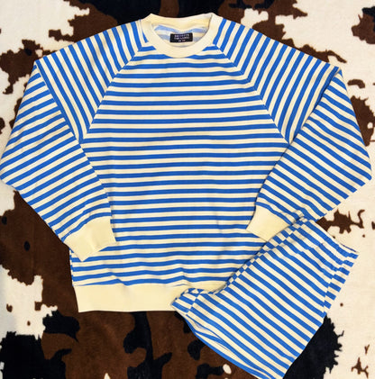 Wide Striped Short