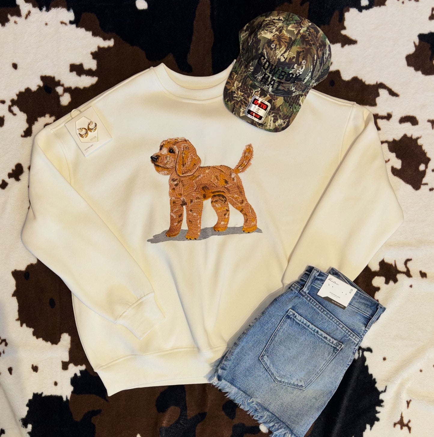 Golden Doodle Dog Embroider Sweatshirt