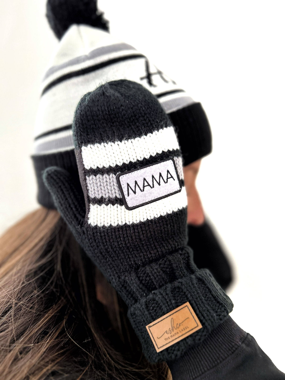 Hockey Mama Mittens
