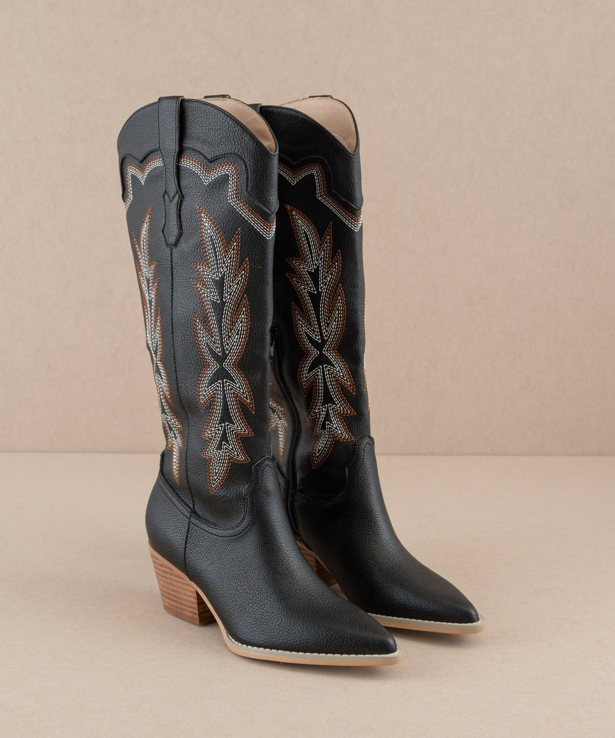 The Ainsley Black | Embroidered Cowboy Western Boot