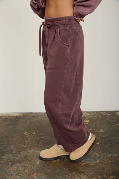 Smocked Waist Barrelled Sweatpants