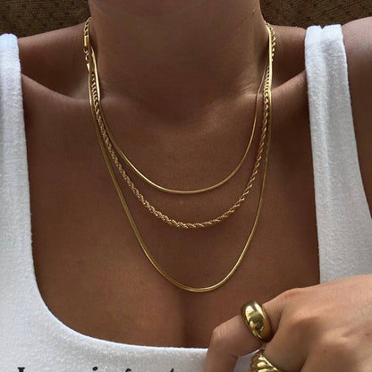 LAYERED NECKLACE
