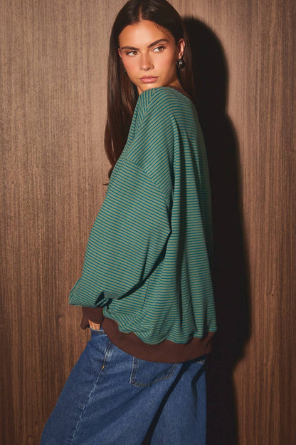ROUND NECK STRIPE SWEATSHIRT
