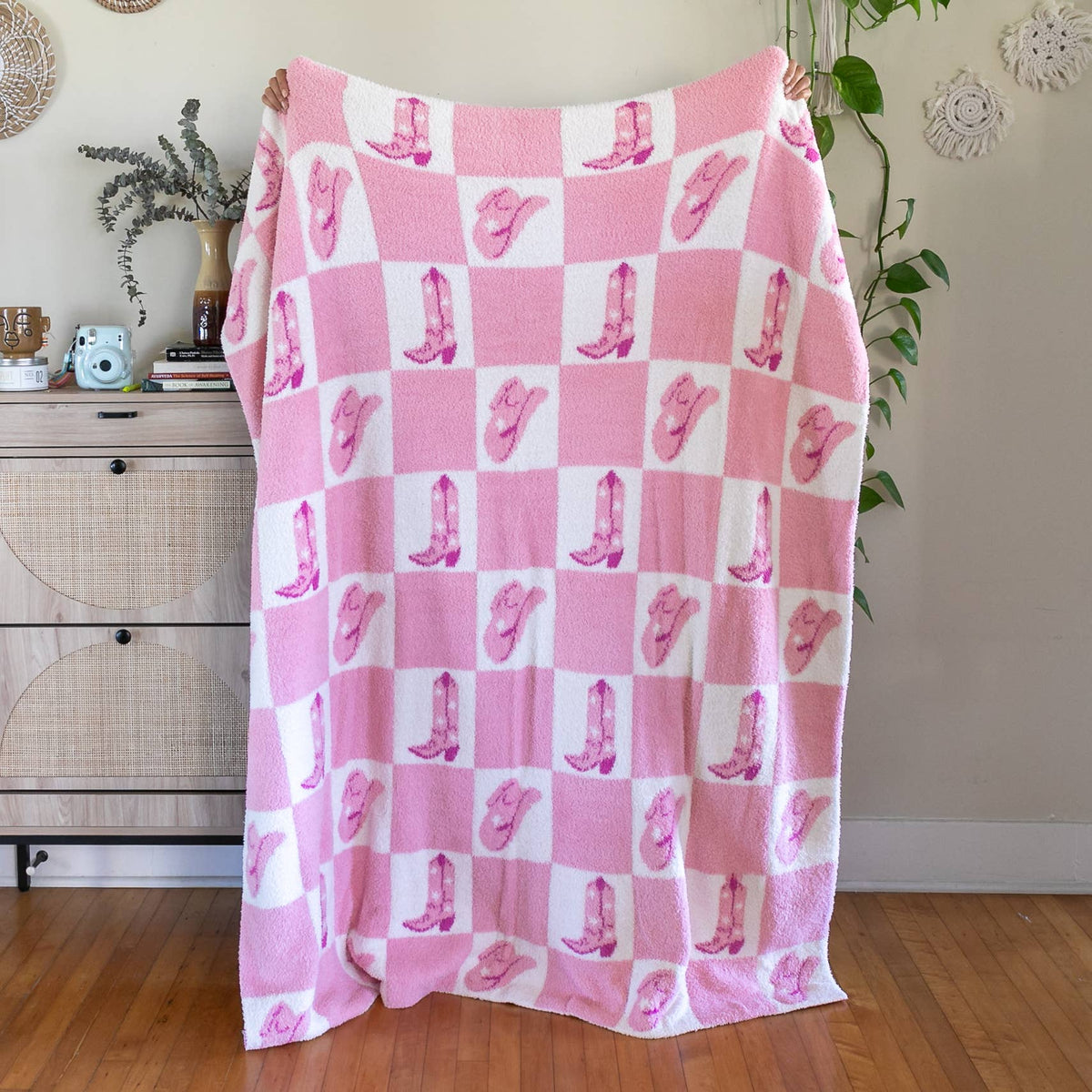 Throw Blanket - Checkered w/ Western Cowgirl - Pink & White