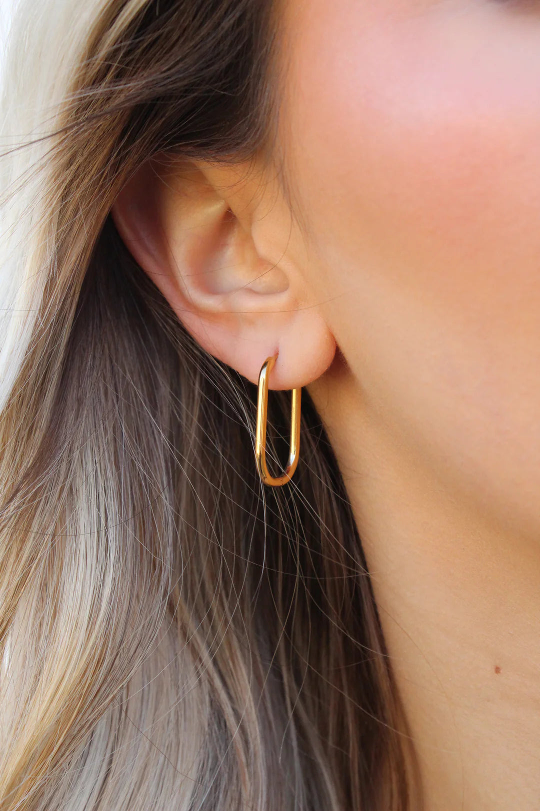 Hazel Hoops | Med