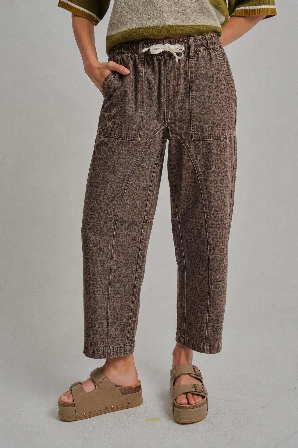 Mid-Rise Casual Leopard Pants