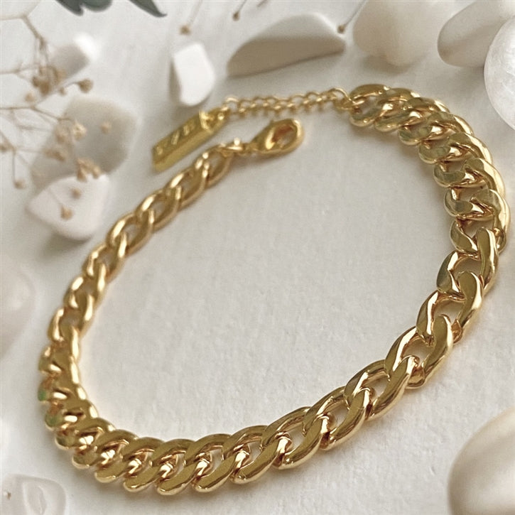 "Billy" Large Link Chain Bracelet in Gold