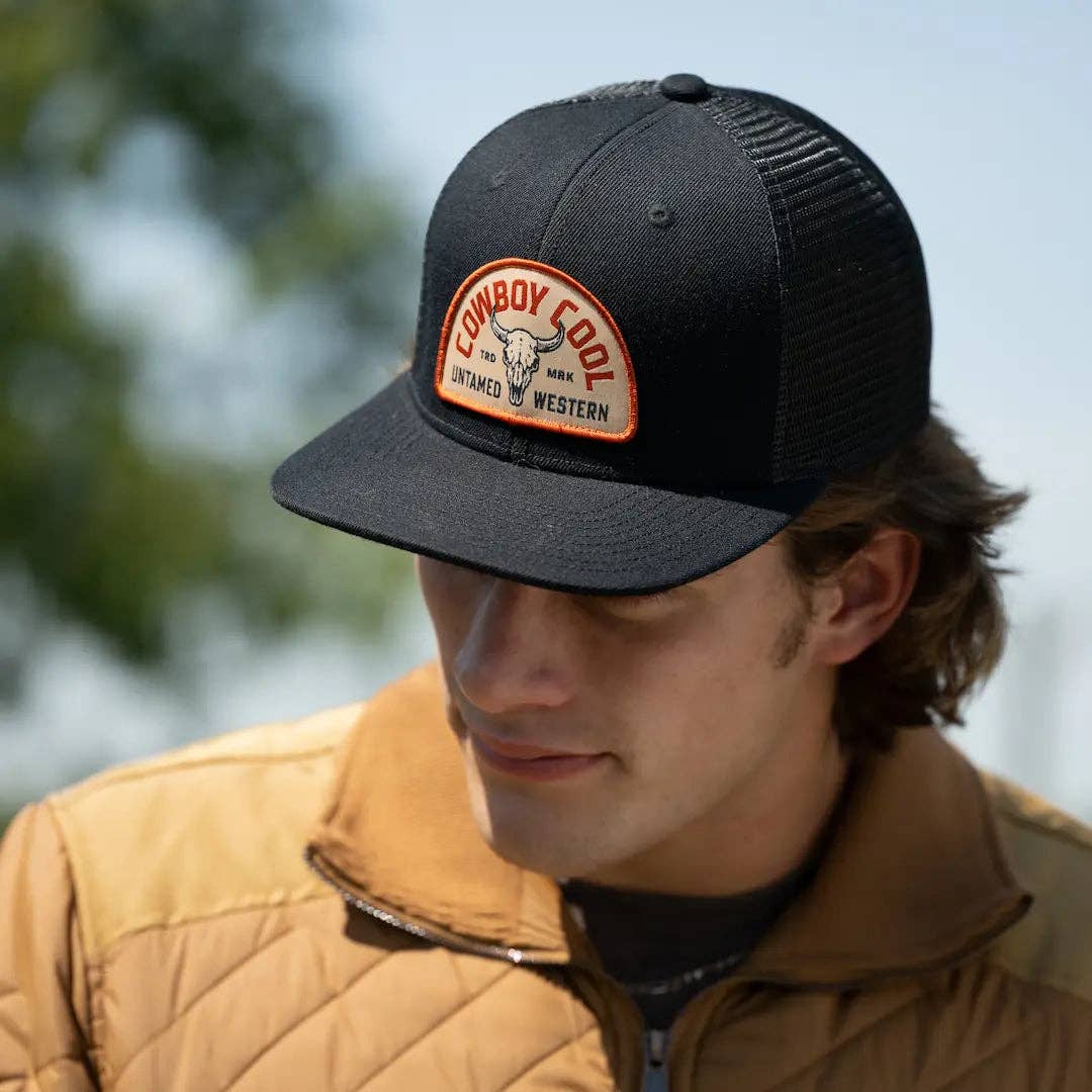Badlands Hat: Black
