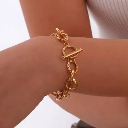 CHAIN BRACELET