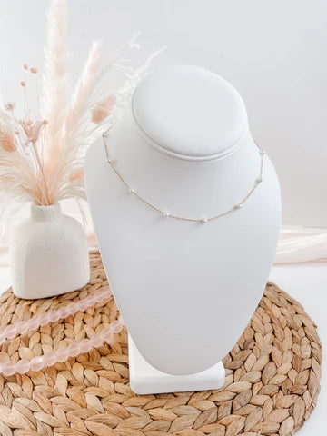 Abby Pearl Necklace