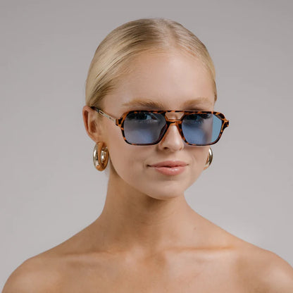 Mimi Aviator